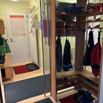 Garderobe 2 Garderobe 2